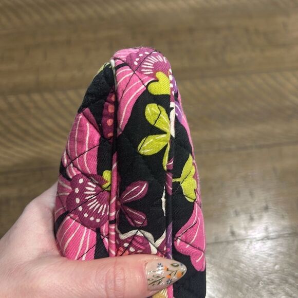 Vera Bradley wristlet - Picture 5 of 11